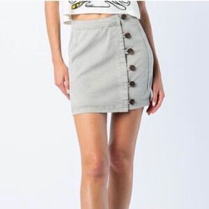 Newbury Kustom Side Button Skirt